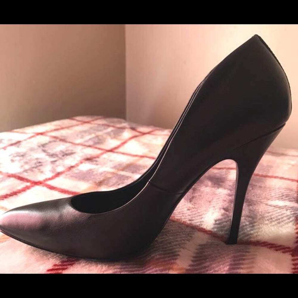 Business/Formal Heels